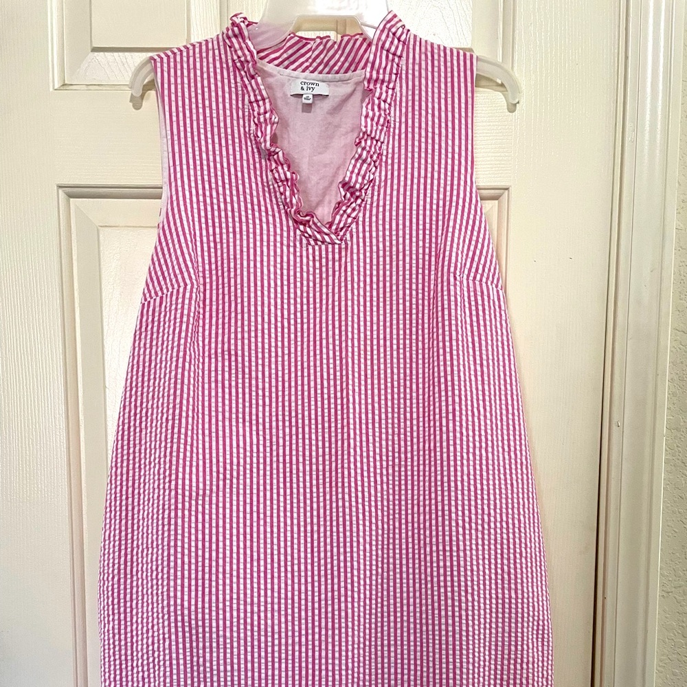Sleeveless seersucker dress with ruffle neck